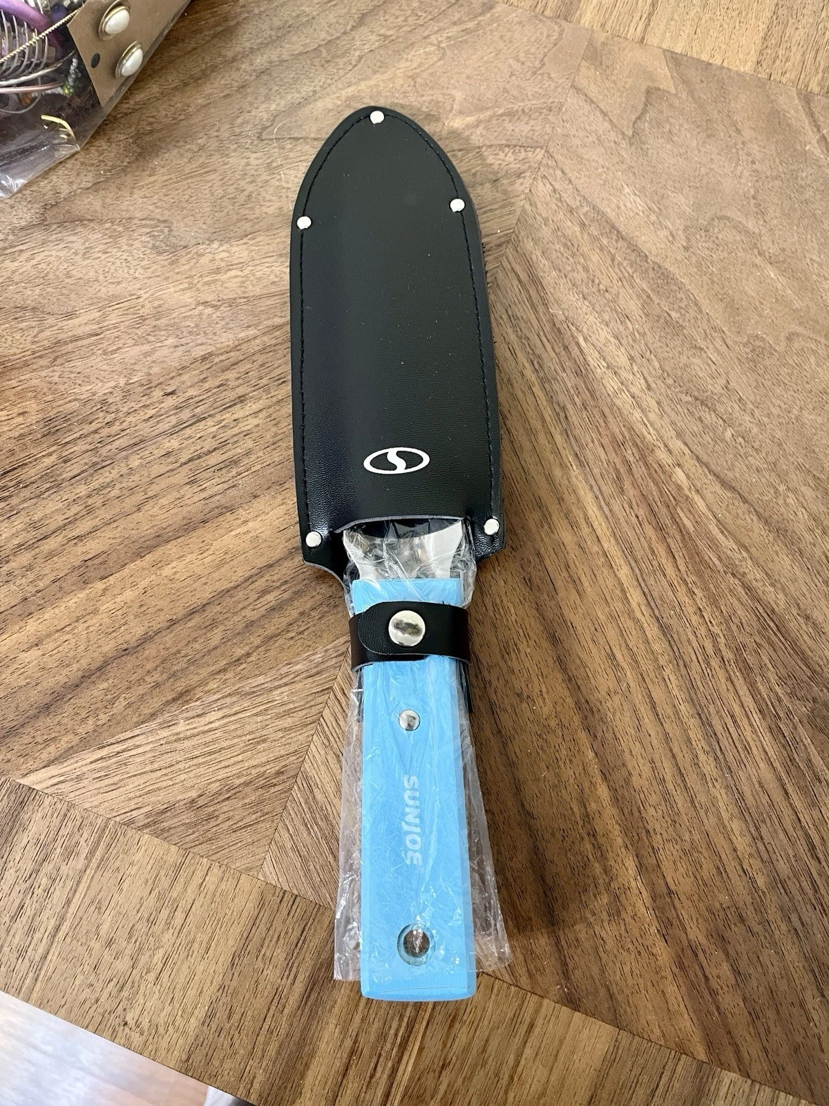 Sun Joe Hori Hori Soil Serrated Knife 7.25in Blade Blue Wood Handle W/ Sheath