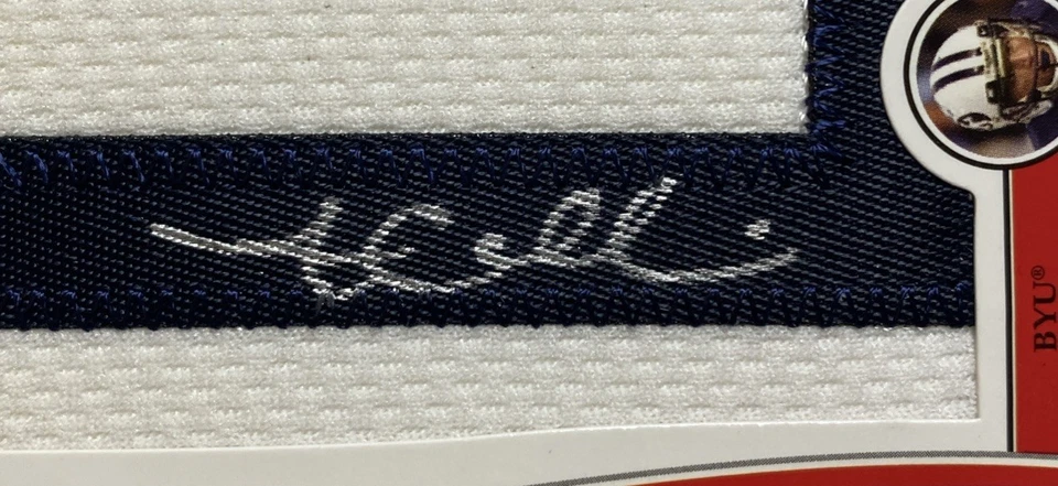 2009 Topps Austin Collie College Letter L Autograph Patch Card /115 Auto - Image 4 of 4