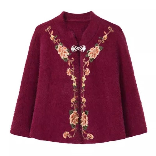 Lady Faux Fur Shrug Bolero Floral Embroidered Cape Coat Jacket Cloak Tops Retro - Picture 5 of 10