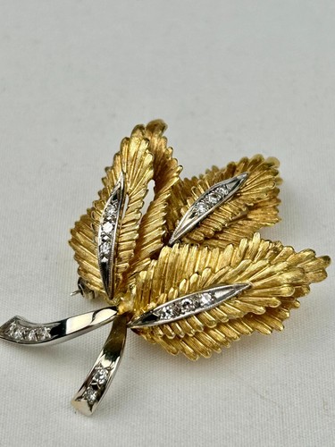 Vintage Italian 18k Yellow &White Gold Diamond Leaf Brooch