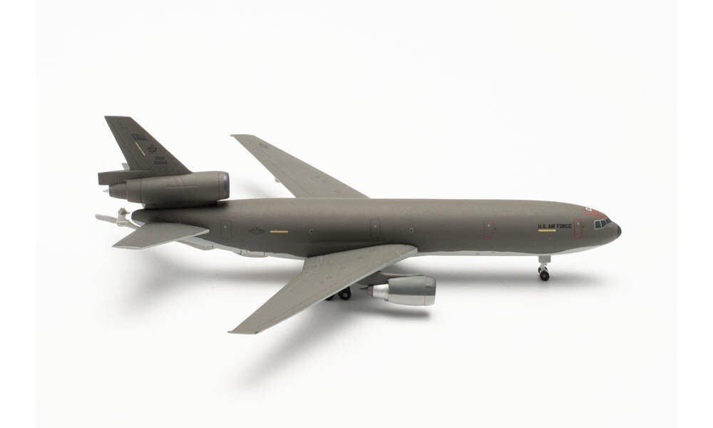 New! Herpa 536479 USAF McDonnell Douglas KC-10A 2nd BW, #85-0034 - 1:500 diecast