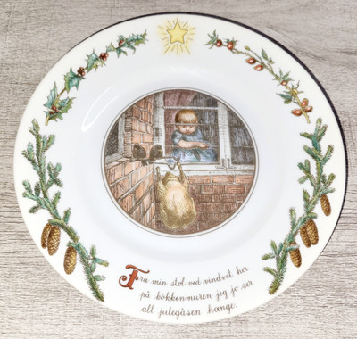 Vtg Royal Copenhagen DK Peters Jul Johan og Pietro Krohn Christmas Plate No 4