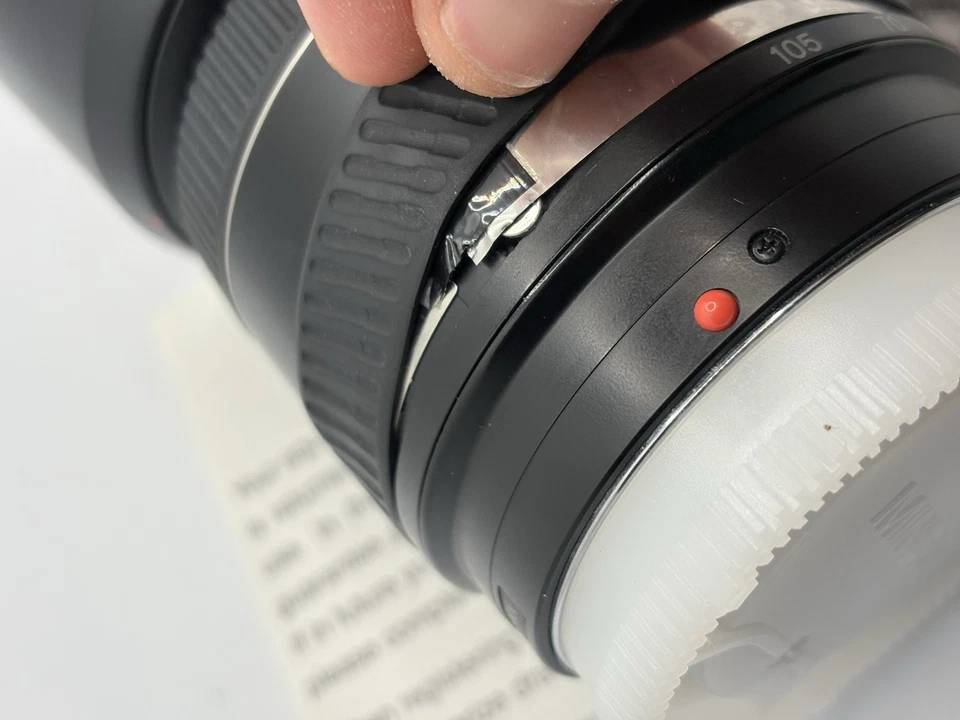 Minolta 24-105mm F/3.5-4.5 D Auto Focus Zoom lens for Minolta / Sony A Cameras - Image 4 of 4