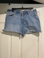Universal Thread Denim Shorts Vintage Midi Women s Size 12/31R Blue B97