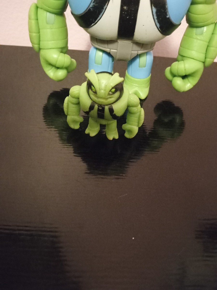 BEN 10 ミニデッキ 4パック BEN 10 OMNIVERSE - OMNI-PLASM SPIDERMONKEY ACTION FIGURE! 4