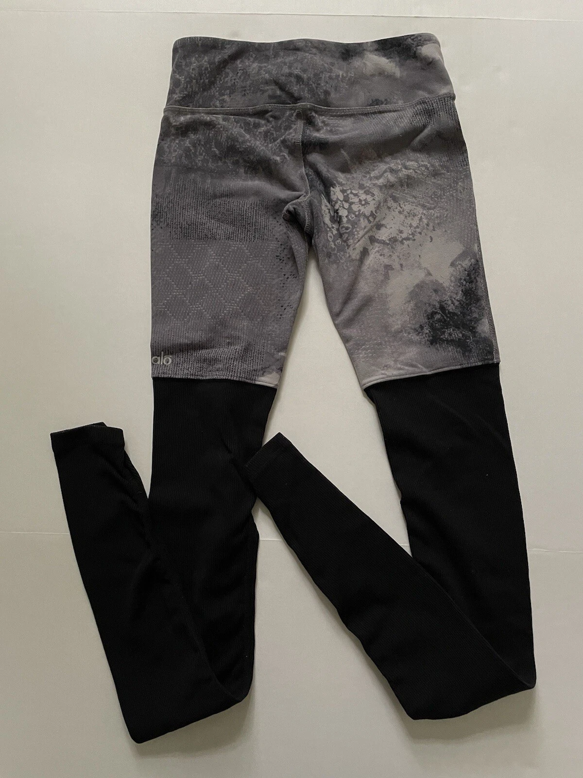 alo-yoga goddess abstract ribbed airbrush leggings