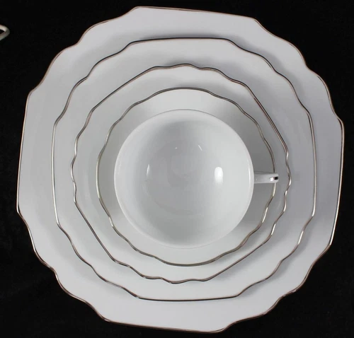Pickard Georgian Platinum Place Setting