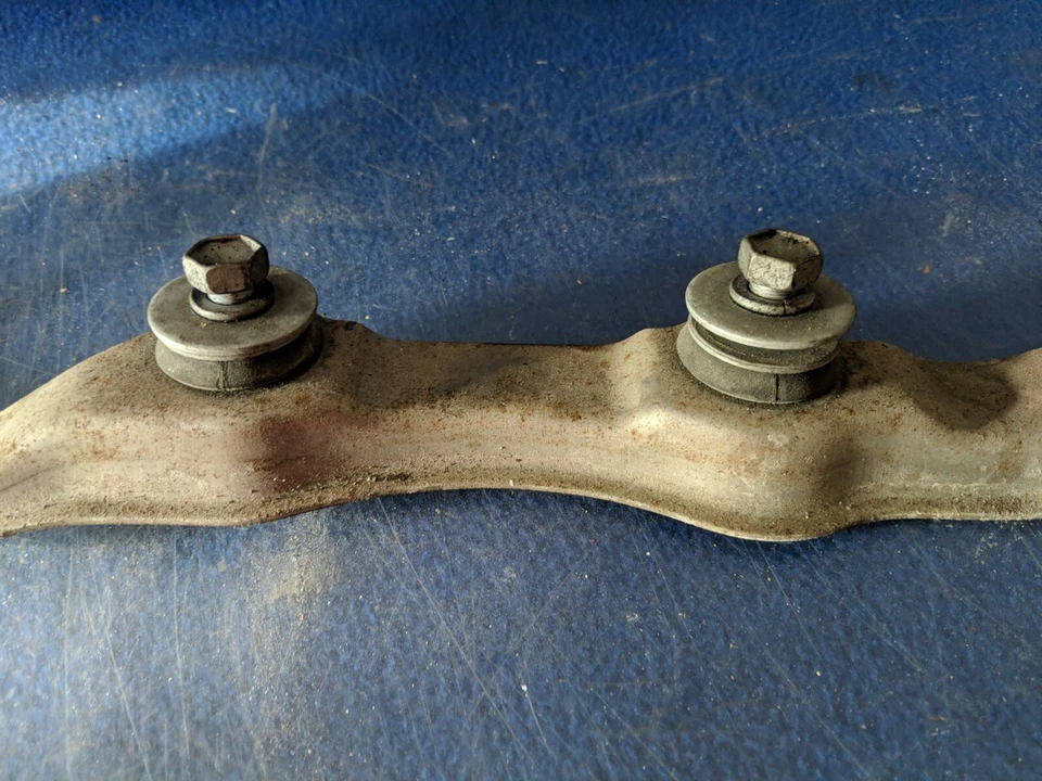 17506-31101 Soporte Toyota subconjunto, soporte tubo escape gs450h montaje escape Foto 2 de 3