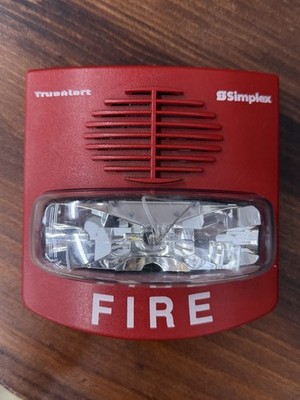 Simplex TrueAlert Fire Alarm Horn Strobe Model 4903-9426
