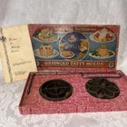 Vintage Griswold Patty Molds Set in Original Box With Original Recipe Pamphlet