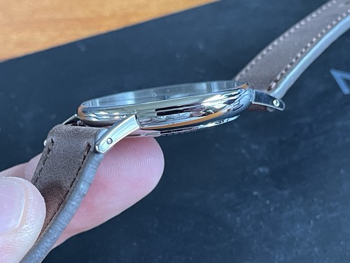 Orologio club Nomos Glashutte Ludwig 35 ref 205 carica manuale calibro alfa 35mm - Foto 13 di 23