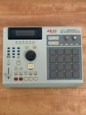 AKAI MPC 2000XL Midi-Produktionszentrum aus Japan kostenloser Versand