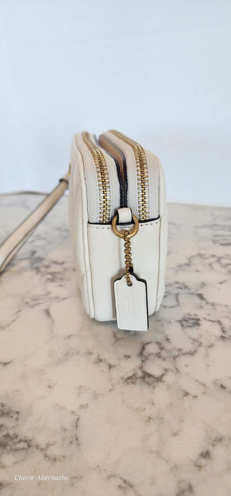 Borsa a tracolla Coach cm531 Kira nuova con cuscino trapuntato $295 GESSO