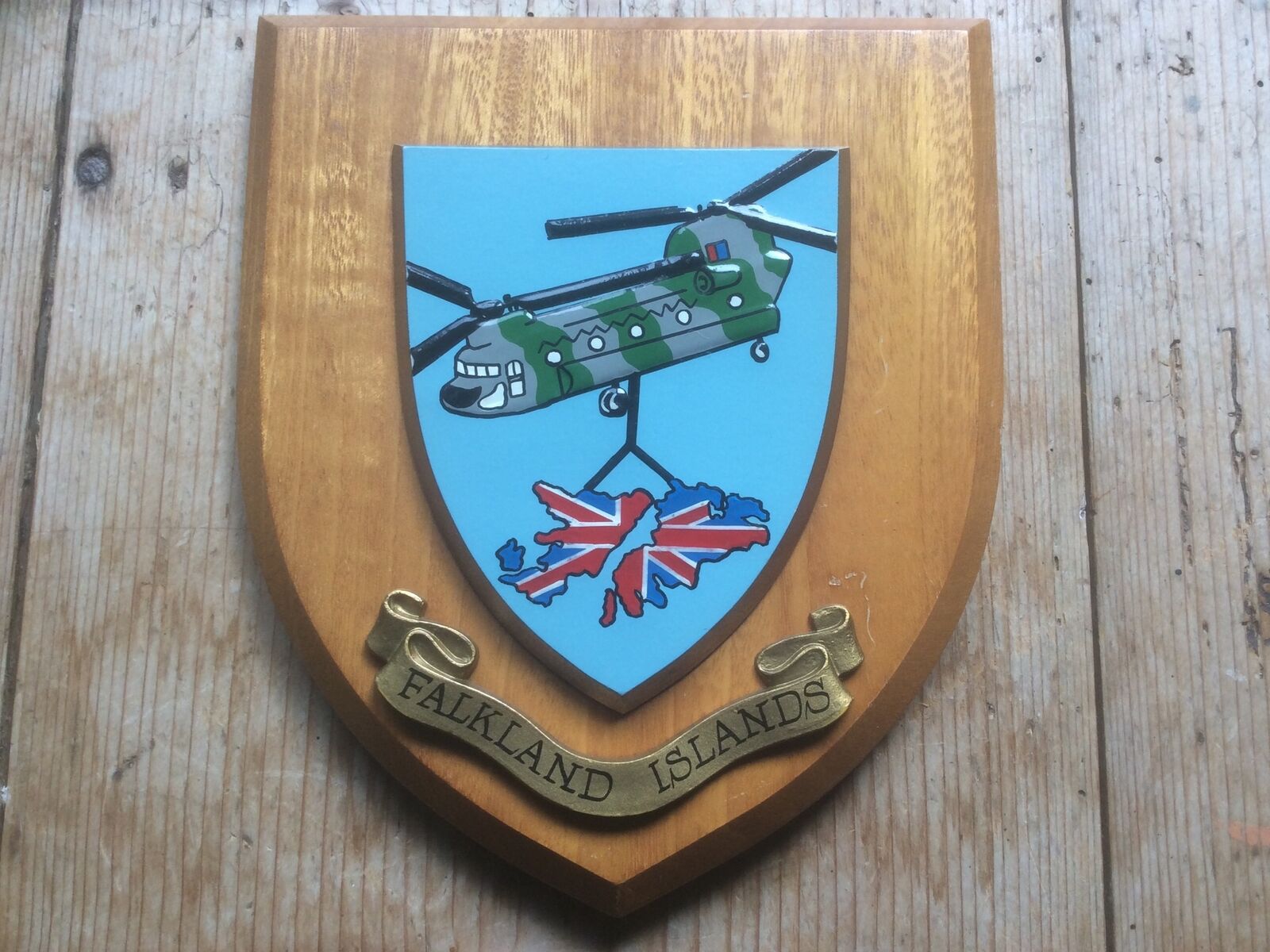 Vintage Hand Painted Royal Air Force (RAF) Chinook Falkland Island Plaque/Shield