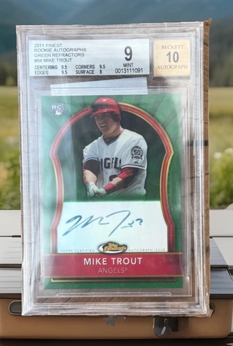 Mike Trout 2011 Topps Finest Auto Green Refractor RC /199 ROOKIE BGS 9