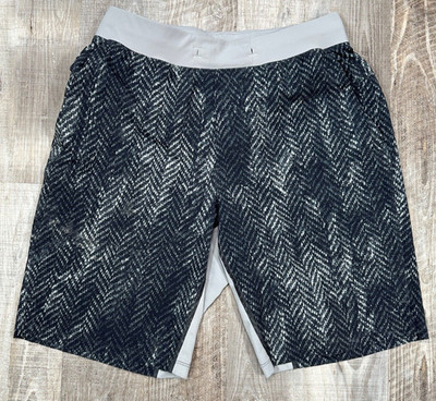 Lululemon T.H.E. Short 9'' Men Size Small Liner Bleached Herringbone Multi
