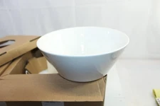 Ceramic Ramen Soup Bowl Set of 4 White Microwave Safe 32oz 8-1/2" Diameter Each
