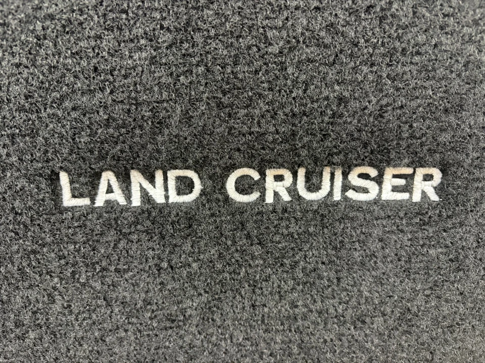 1991-1997 Toyota Land Cruiser Custom Black Carpet Floor Mats - Image 3 of 4