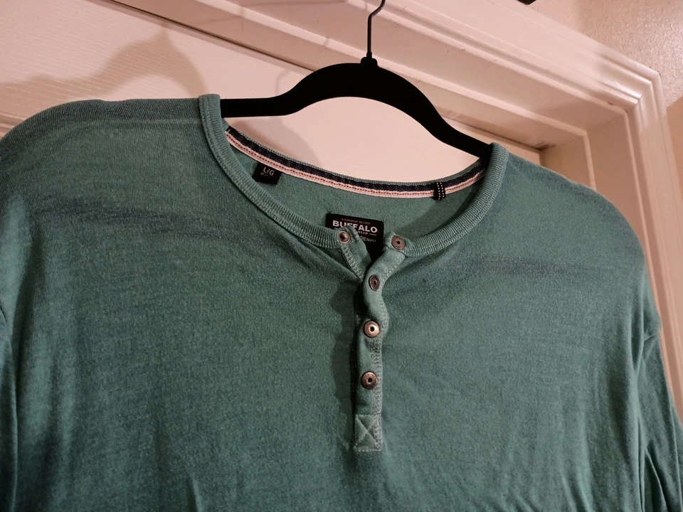 Buffalo Green Henley Shirt cotton/polyester Large - Image 2 of 4