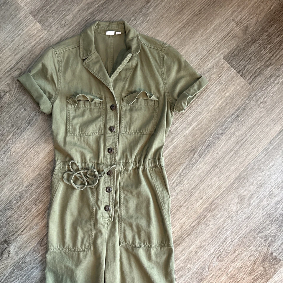 Women’s Gap Olive Green Utility Jumpsuit Size 00 With Pockets - Image 2 of 4
