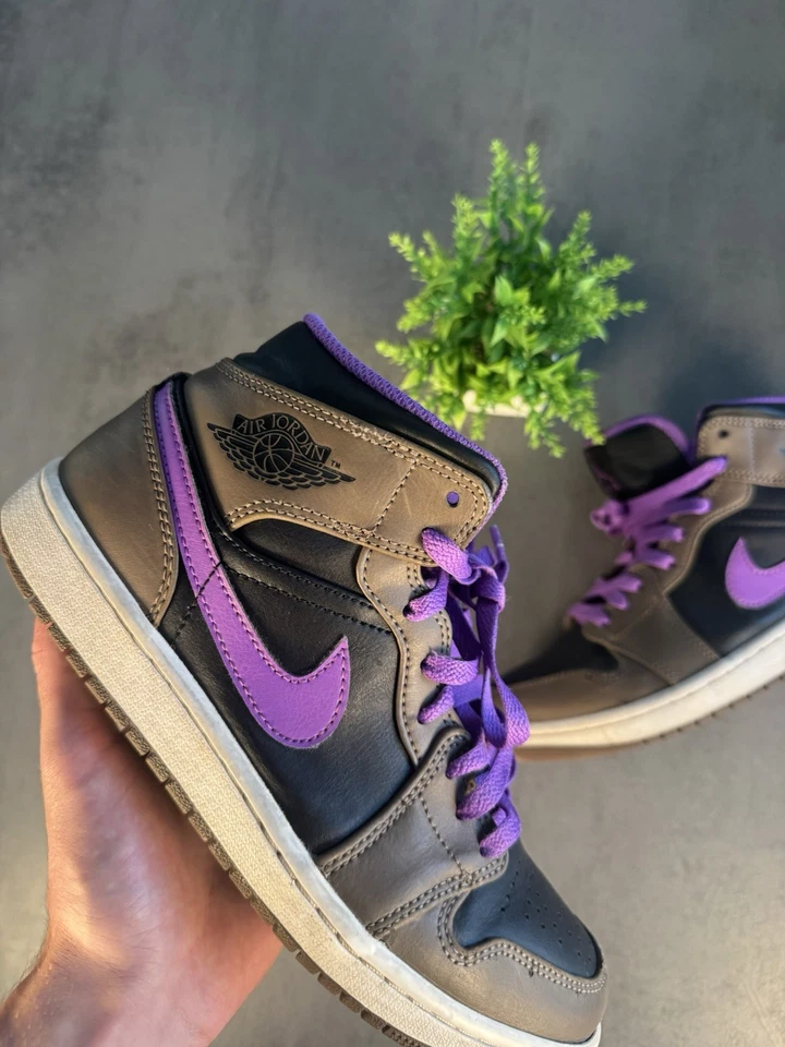 Nike Air Jordan - Marron et Violet - Taille 40 - Excellent état  - Photo 2/4