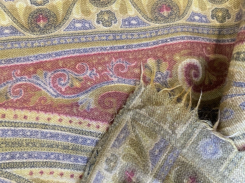 Y9# Etro Paisley Wool Silk Scarf Shawl Vintage Multicolor Fringe Made in Italy - Image 3 of 4