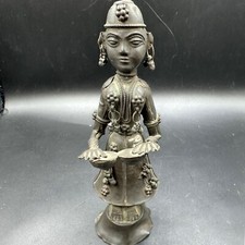 Véritable rare figurine ancienne indo grecque en laiton d'un serviteur royal