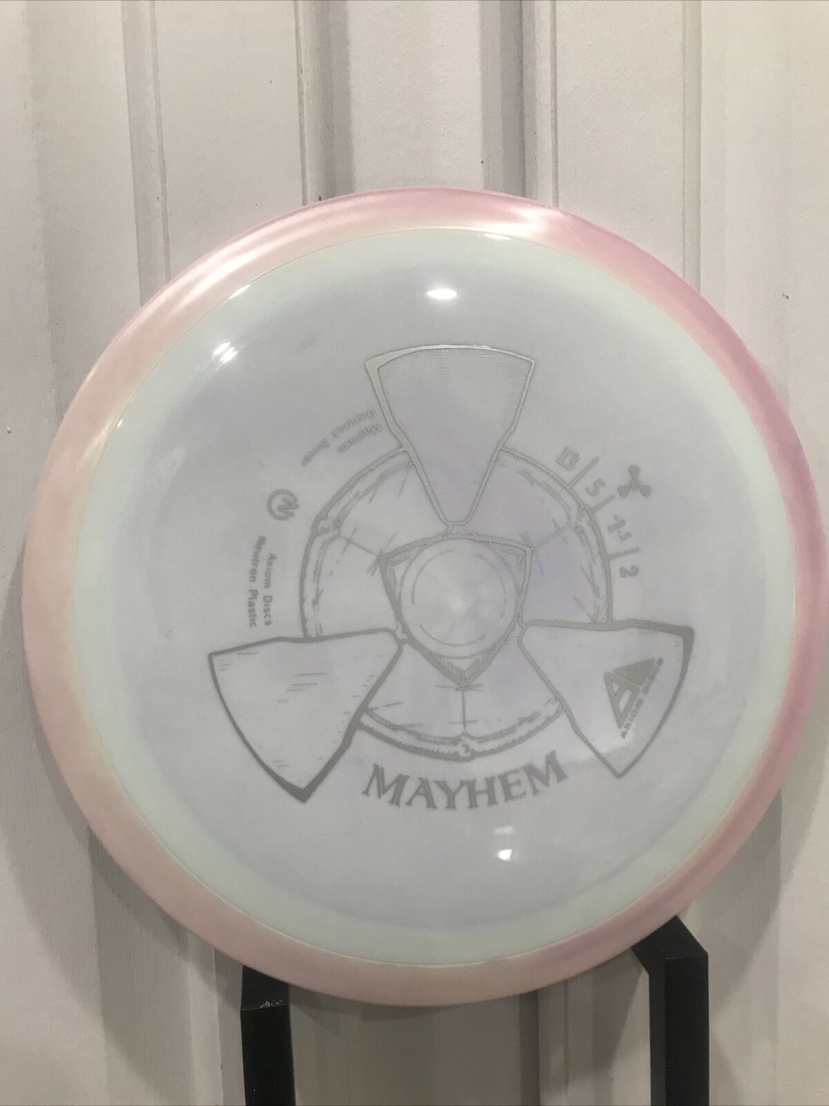 AXIOM GYRO DISC GOLF - Neutron MAYHEM W/ Pink Swirl Rim 175g 2022 Binnenlands