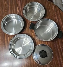 Health Craft 5 Ply Nicromium Surgical Steel 2 Qt. sauce pan W/ Lid 3 inserts EUC