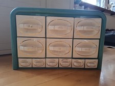 Alter Vintage Schüttenschrank