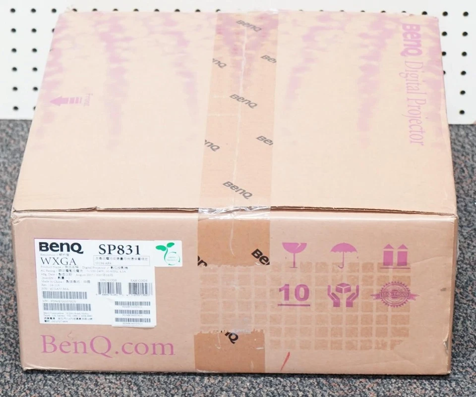 NEW - BENQ Sp831 WXGA 4000-Lumens Digital Projector - Image 3 of 3