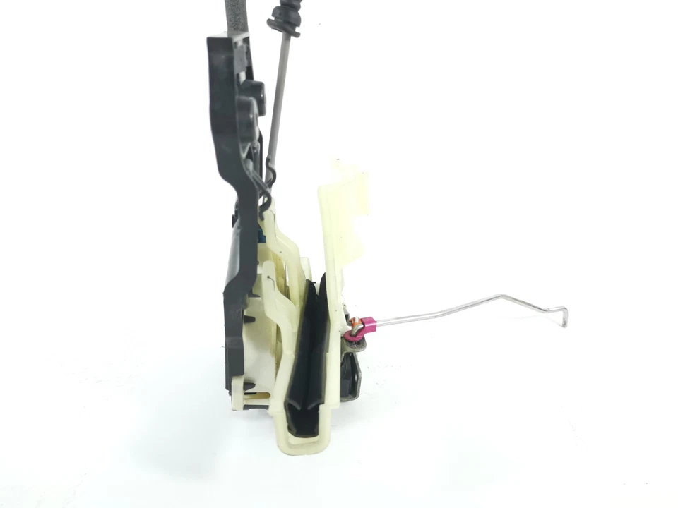 JEEP WRANGLER 2.0 HYBRID 2022 Front Left Side Lock Latch Actuator 68456863AA - Image 2 of 4