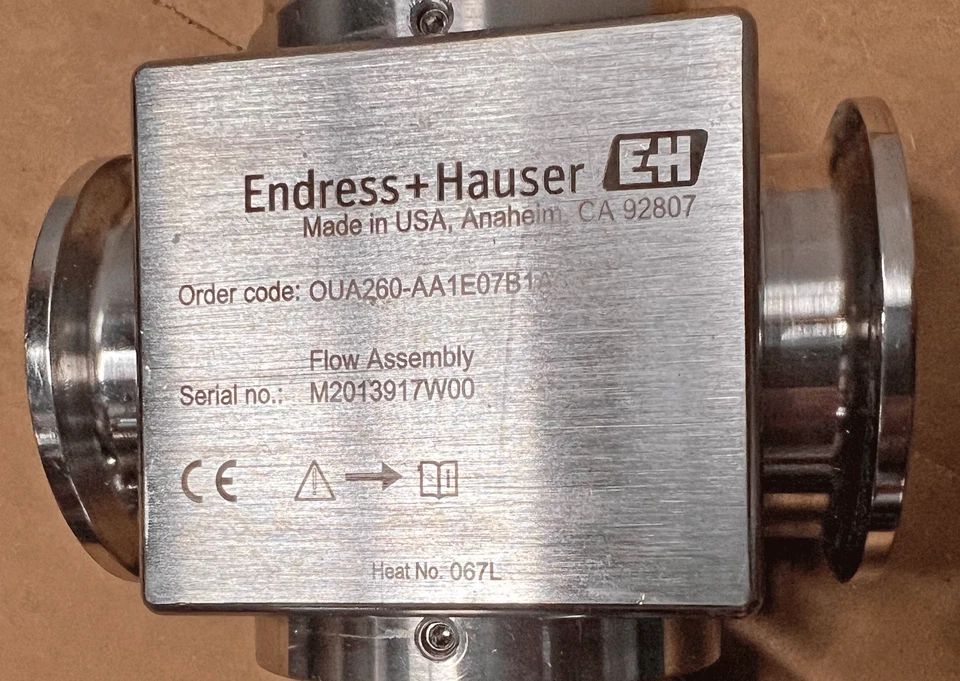 Endress+Hauser OUSAF44-B1A1 UV Absorption Sensor w/OUA260-AA1E07B1A3A Photometer - Image 2 of 4