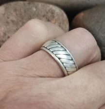 Retired James Avery Fluted All Silver Band Ring Size 9.5