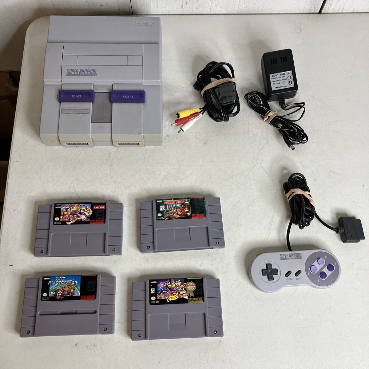 Super Nintendo Mini Console SNES System 2 Controllers AV Power