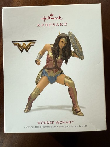 2018 Hallmark Wonder Woman Keepsake Ornament Original Box DC Warner Brothers