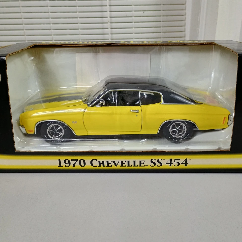 1970 Chevy Chevelle SS 454 Crown Premiums Yellow Hemmings News 1:24 Diecast - Image 2 of 4