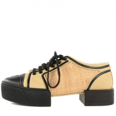Chaussures Chanel Beige 37 1/2 - Photo 1/4