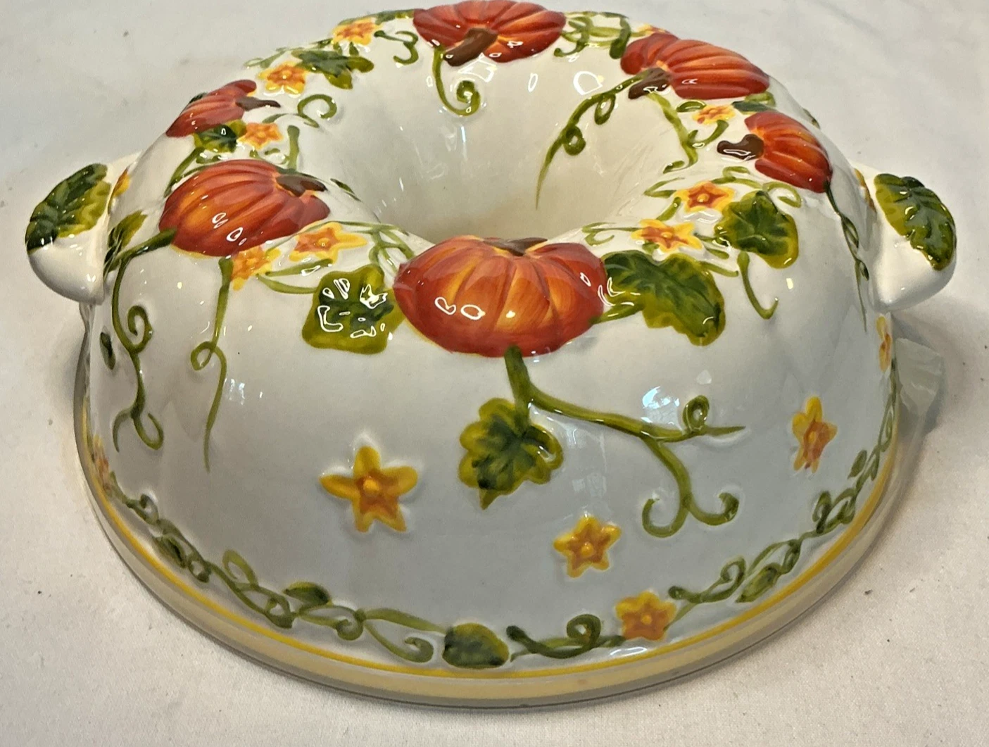 Temptations Tara Thanksgiving Fall Old World Pumpkin Patch Bundt Cake Pan Lid