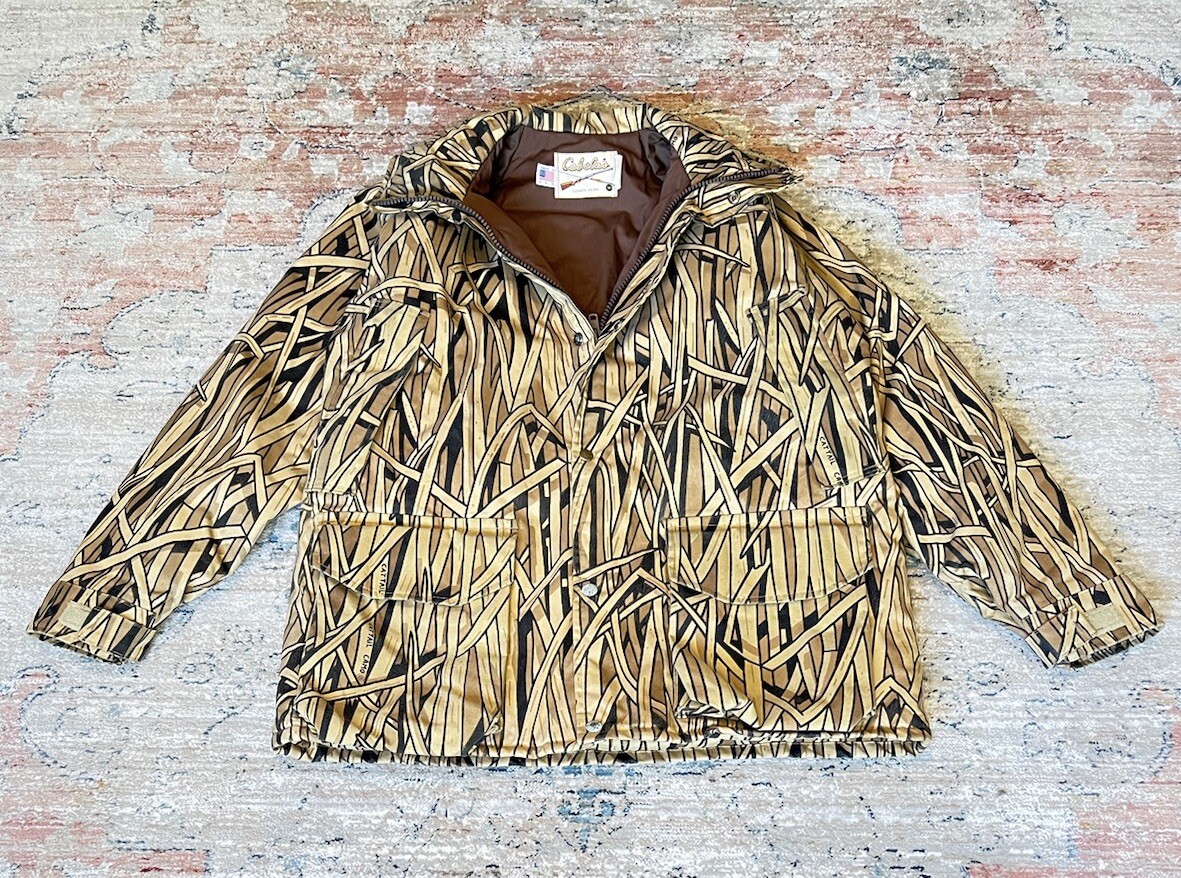 Vintage Cabelas Duck Cattail Camo Hunting Jacket Puffer Sidney