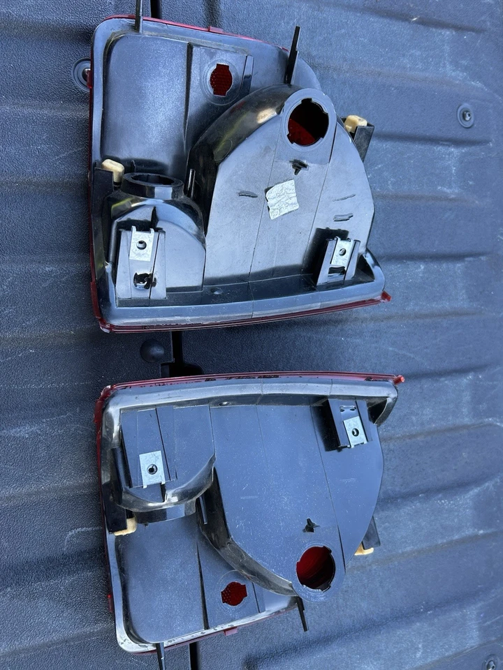 Chevrolet S10 1994-2002 luz trasera derecha pasajero luz trasera lámpara OEM Foto 3 de 3