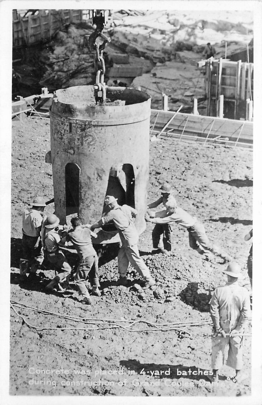 1940s Grand Coulee Dam Washington Construction occupation RPPC Postcard 25-9556