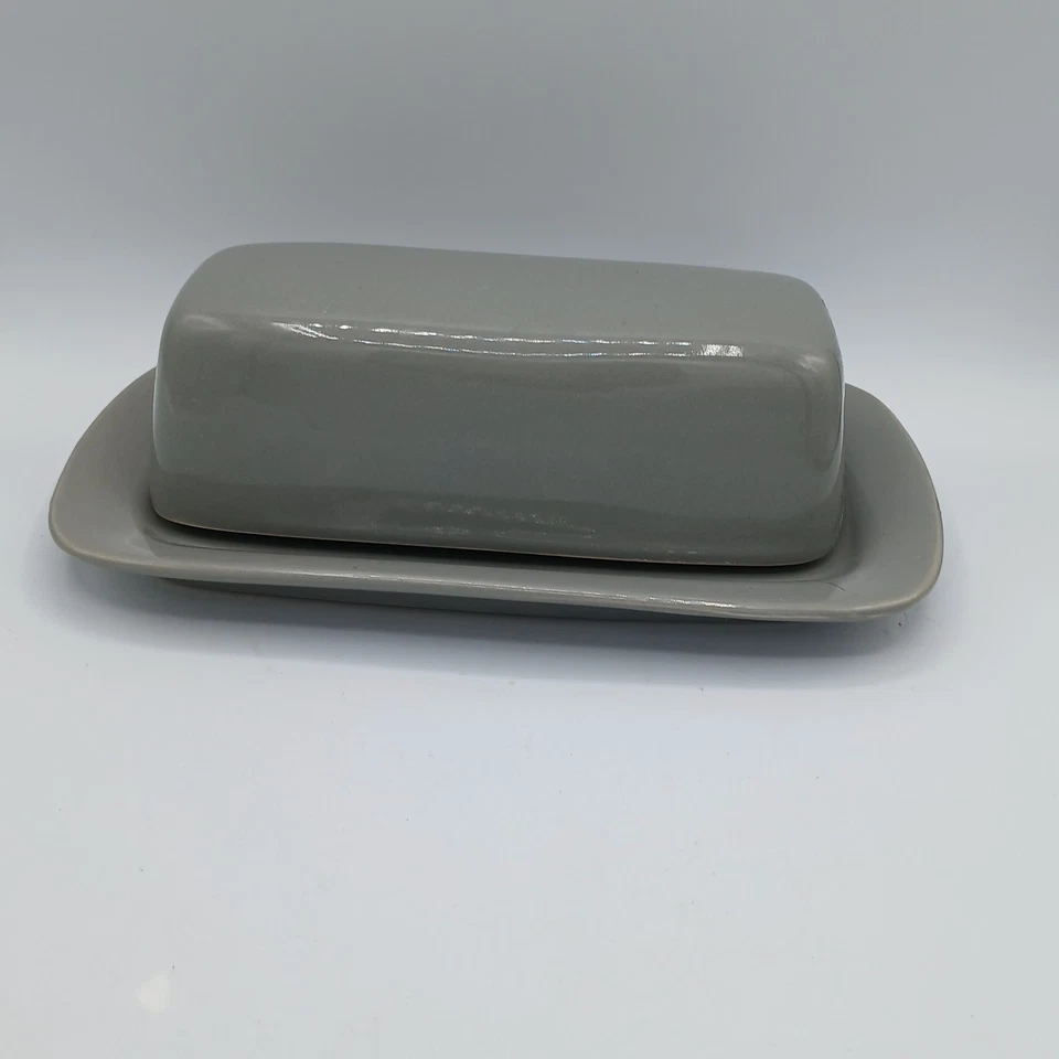 Plato de mantequilla gris callejero 10 fresa con cubierta apto para lavavajillas y microondas Foto 2 de 4