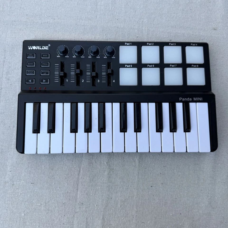 Worlde Panda Mini USB MIDI Keyboard Controller mit Kabel getestet
