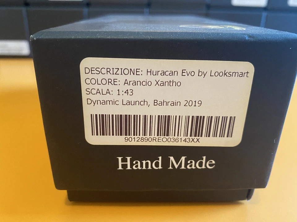 Lamborghini Huracan EVO Arancio Xantho Dynamic Launch Bahrain 1/43 Looksmart - Immagine 2 di 2