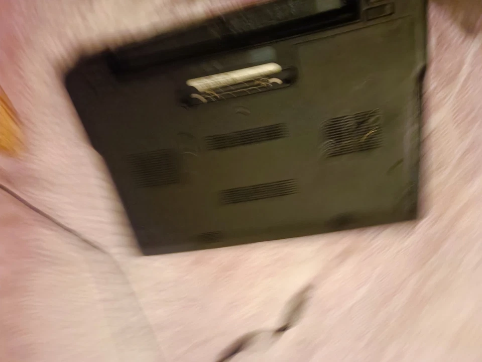 Dell Latitude E6230 - Core i5- 2.70Ghz 4 Ram X Pezzi  - Immagine 4 di 4