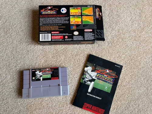 Ken Griffey Jr. Presents Major League Baseball SNES Box with Manu