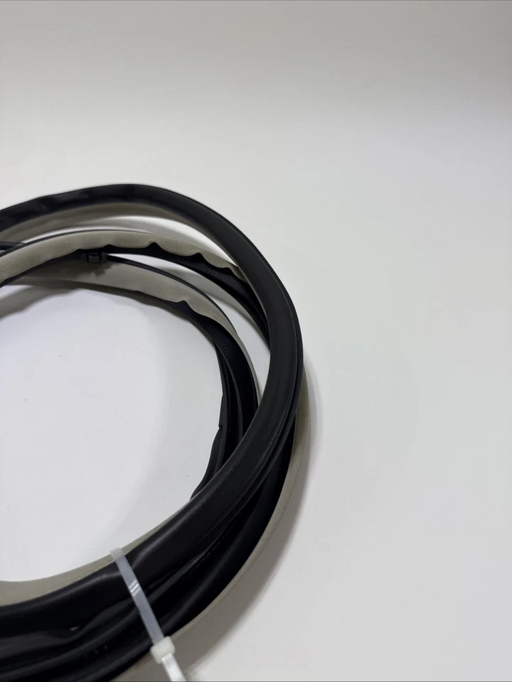 Infiniti M37 M56 Q70 2011-2019 pasajero derecho puerta trasera sello resistente OEM Foto 3 de 4