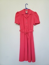 VTG California Looks Women 12 Retro Dress Hot Pink Button Accent Belt Cap Sleeve