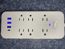 Power Strip with USB Ports 6 Plugs and 4 Ports 1 USB-C and 3 USB-A New in Box